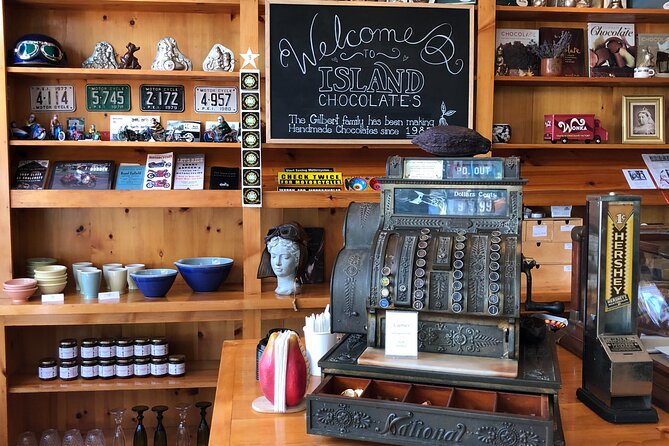 Bridge, Lighthouses & Treats - Booking and Availability
