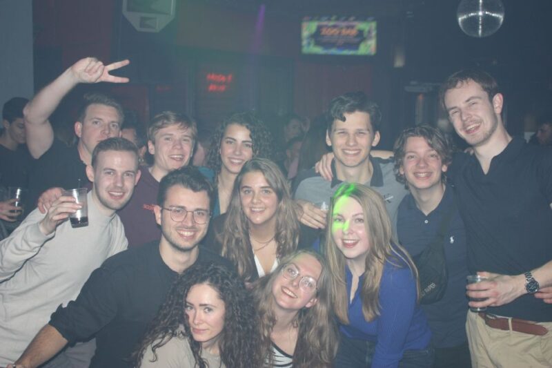 Brighton: Bar Crawl of Five Venues With Drink Deals & Shots - Included Features