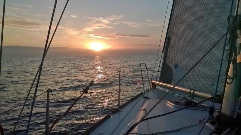 Brighton: Sunset Sailing Cruise - Inclusions