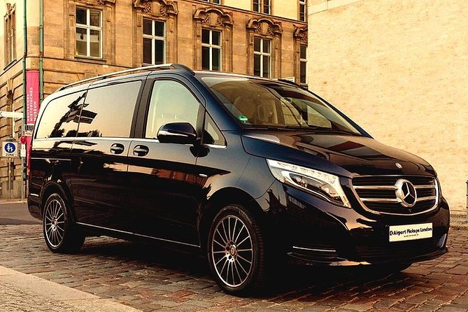 Brighton to Heathrow Airport Private Taxi Transfers - Pickup and Meeting Details