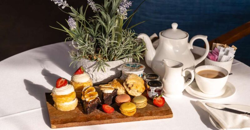 Brighton: View I360 Ticket and Cream Tea - Activity Details