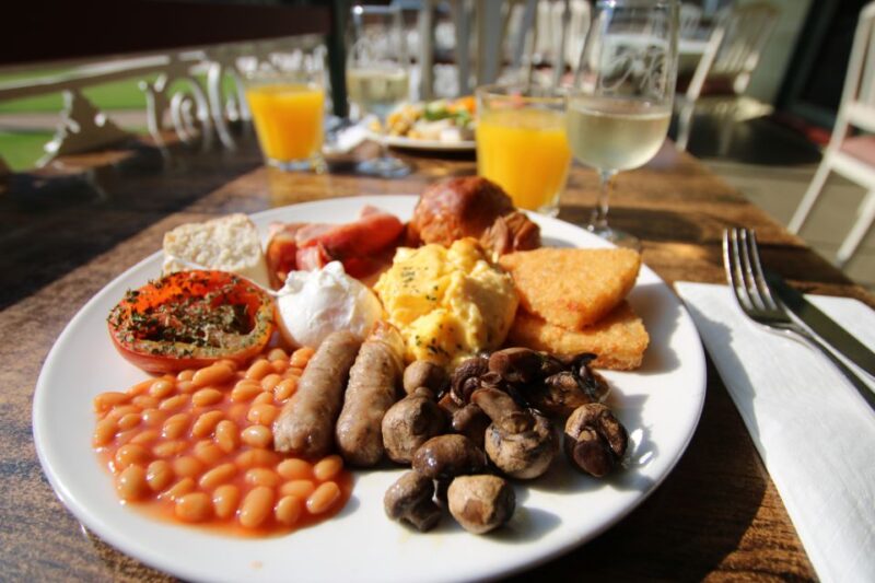 Brisbane: Hot Air Balloon Flight With Vineyard Breakfast - Meeting and Pick-up