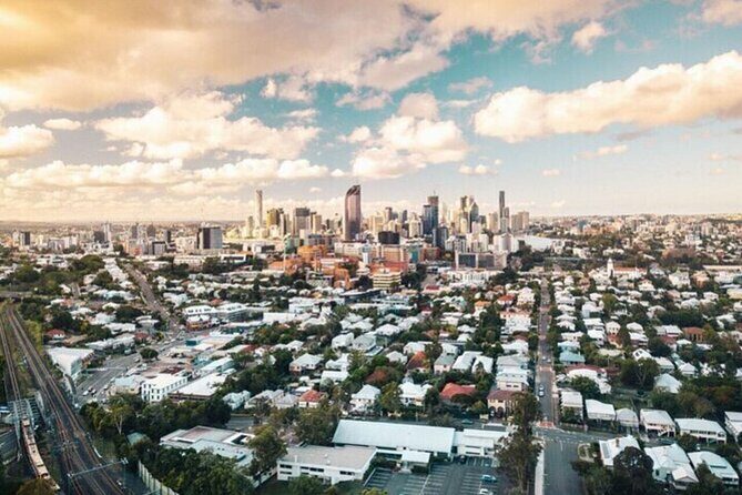 Brisbane Must-See Attractions Walking Tour with a guide - The Authentic Experience: What Sets This Tour Apart?