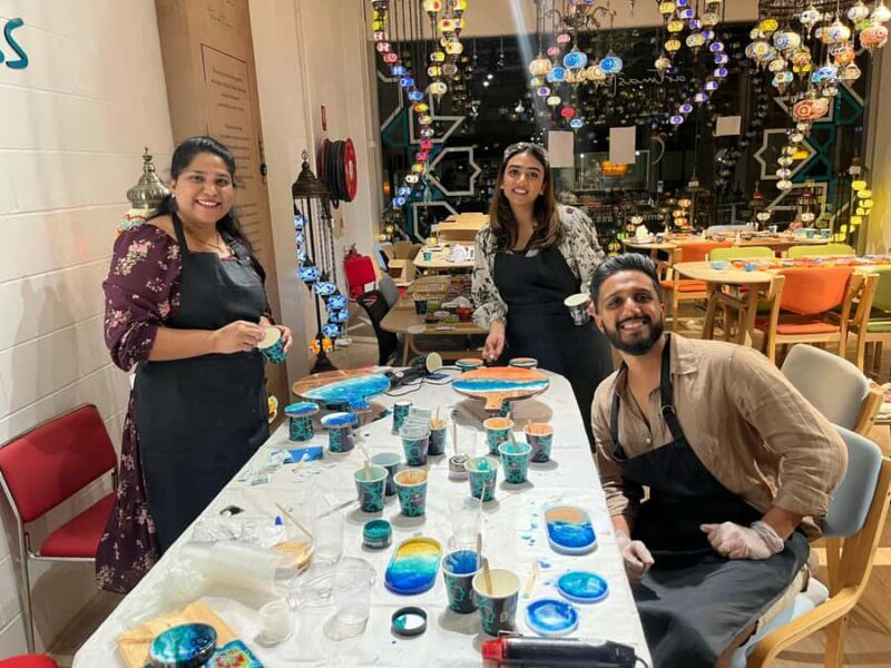 Brisbane: Resin Art Classes - Cheeseboards & Coasters - FAQs