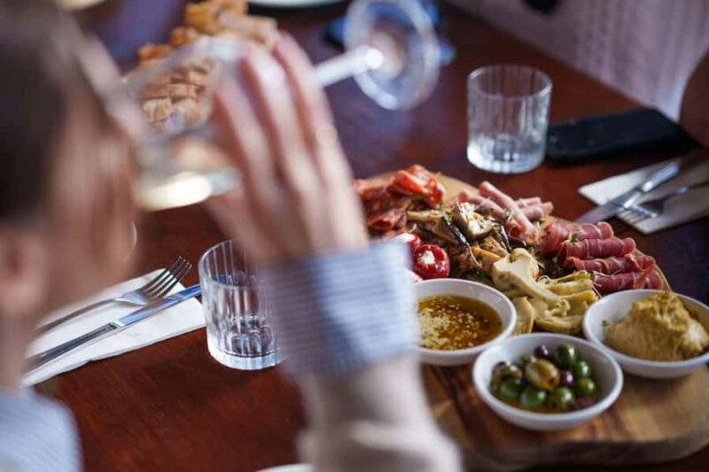 Brisbane: Tamborine Wine & Distillery Tour + 2 Course Lunch - A Practical Look at the Brisbane Tamborine Wine & Distillery Tour