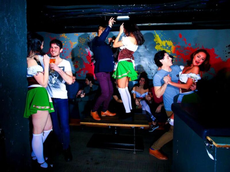 Bristol: Bar Maid-led Pub Crawl for Special Events - Key Points