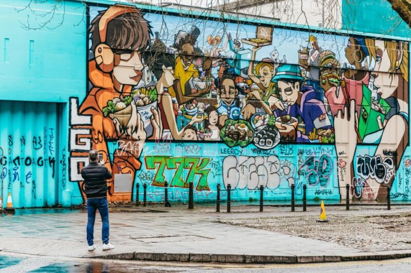 Bristol: Blackbeard to Banksy Guided Walking Tour - Centrespace and Nelson Street