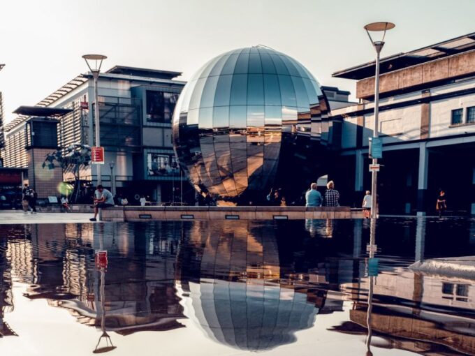 Bristol: City Exploration Self-Guided Mystery Outdoor Game - Explore Bristol