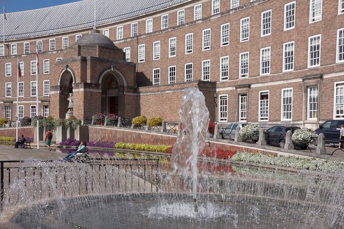 Bristol Quest: Self Guided City Walk & Immersive Treasure Hunt - Pricing and Group Size