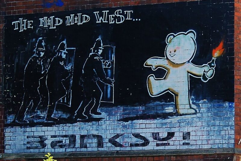 Bristol: Smartphone Self-Guided Heritage Walks - Key Points