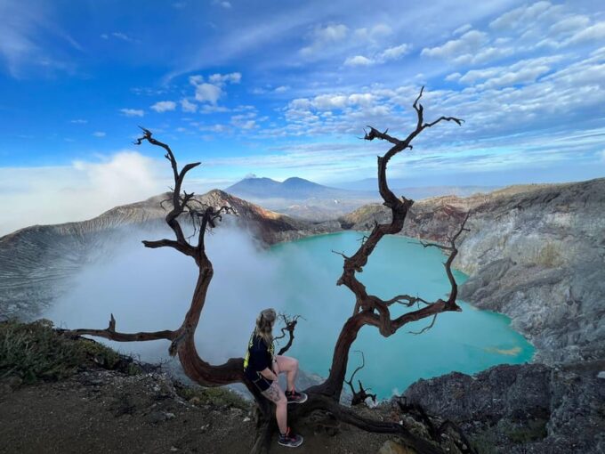Bromo Ijen to Bali - Jeep Ride and Transfer