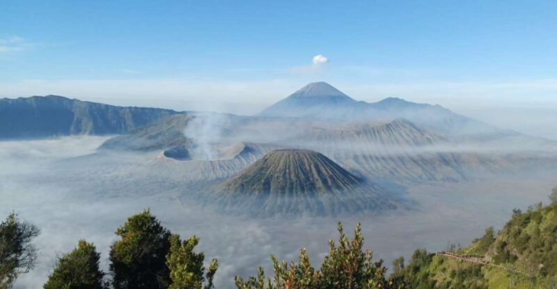 Bromo Ijen Tour From Surabaya 3 Days 2 Night - Detailed Itinerary