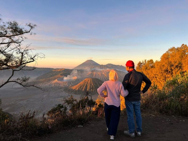 Bromo Sunrise Tour From Malang or Surabaya - Key Points