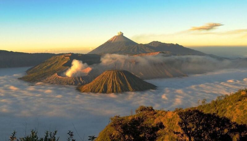 Bromo Sunrise Tour From Malang or Surabaya - Tour Duration and Group Size