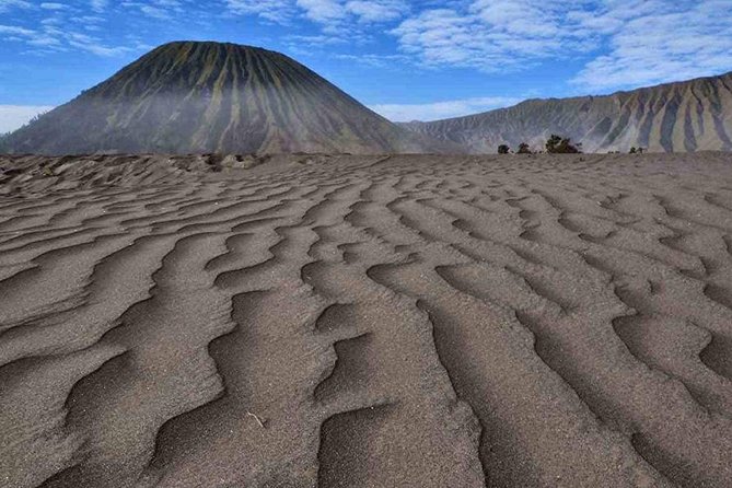Bromo Tour Package: Midnight Bromo Open Trip From Malang - Penanjakan 1 Viewpoint