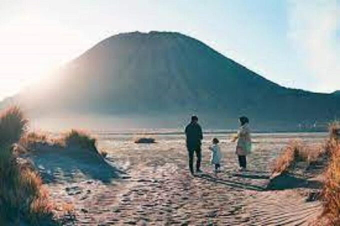 Bromo Tour Package (Shared Group) From Malang - Exploring Bromo Crater