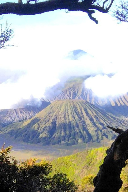 Bromo Tumpaksewu Kapasbiru Tour in 3 Days - Key Points