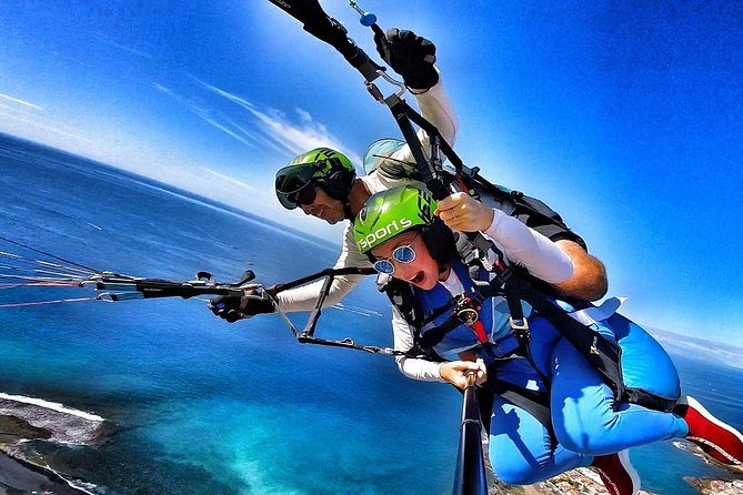 BRONZE Tandem Paragliding Flight in South Tenerife, Free Pick up - Meeting Point and Pickup
