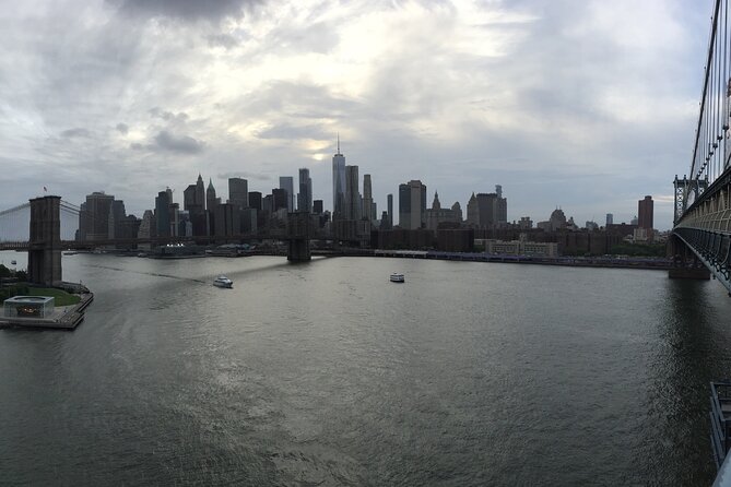 Brooklyn and Manhattan Bridges Walking Tour - Key Points