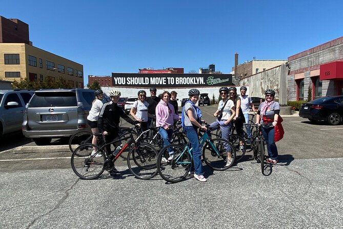 Brooklyn Bike Tour With Local Guide - Key Points