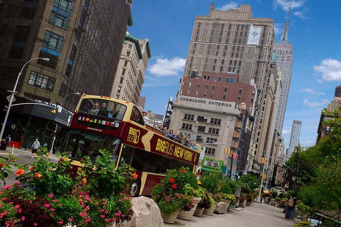 Brooklyn & DUMBO: Open-top Bus Tour and Guided Walking Tour - Meeting and Pickup Details