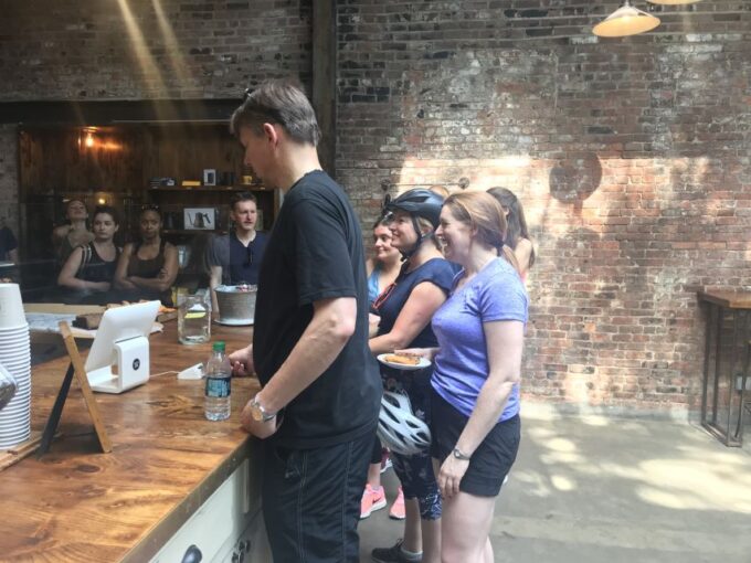 Brooklyn: Half-Day Cycling Tour - Bike and Helmet Rental