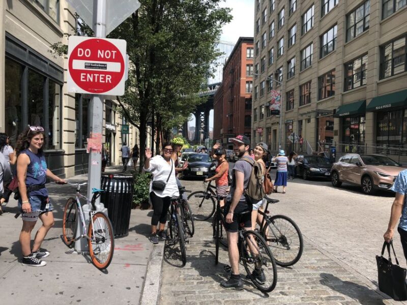 Brooklyn: Sightseeing Bike Tour With Local Guide - Itinerary Highlights