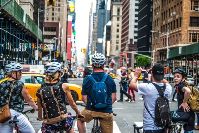 Brooklyn: Sightseeing Bike Tour With Local Guide - Landmarks and Attractions