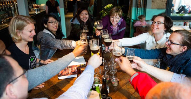 Bruges: Belgian Beer Tour With Chocolate Pairing - Local Guide and Meeting Information