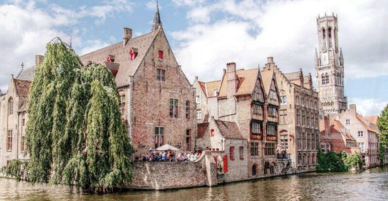 Bruges: Bruges Private Walking Tour - Highlights