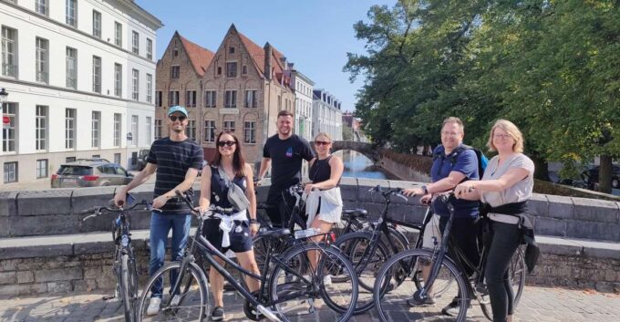 Bruges by Bike With Family and Friends! - Booking and Reservation Process