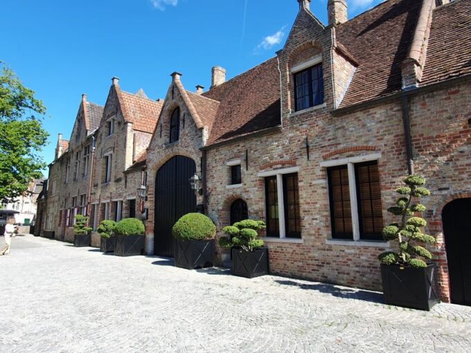 Bruges by Bike With Family and Friends! - Frequently Asked Questions