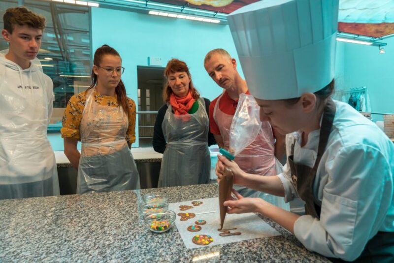 Bruges: Chocolate Making Workshop and Chocolate Museum Entry - Positive Customer Ratings and Reviews