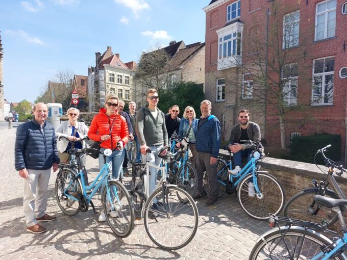 Bruges: City Highlights Bike Tour - Customer Feedback Highlights