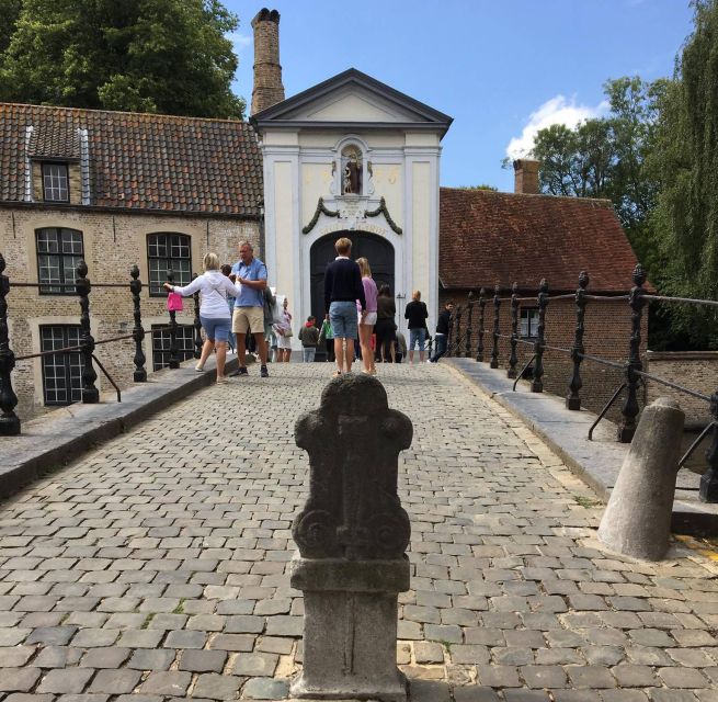Bruges: City Sightseeing Self-Guided Audio Walking Tour - Features and Highlights