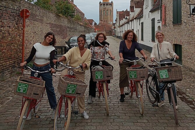 Bruges, Guided Retro Biketour: Highlights and Hidden Gems - Discovering Hidden Gems on Bikes