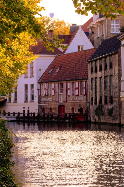 Bruges: Guided Walking Tour and Canal Boat Trip - Mobility Restrictions