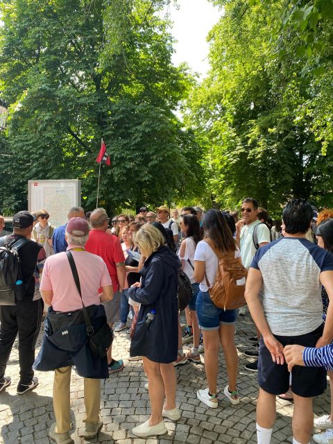 Bruges Guided Walking Tour: Stories, Mysteries and People - Explore Bruges History