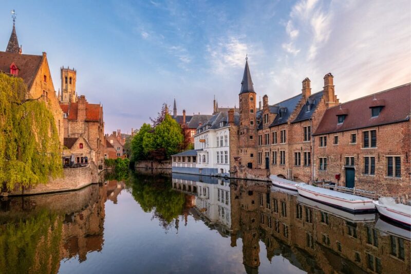 Bruges: Highlights App Guided Tour With Puzzles - Language Options