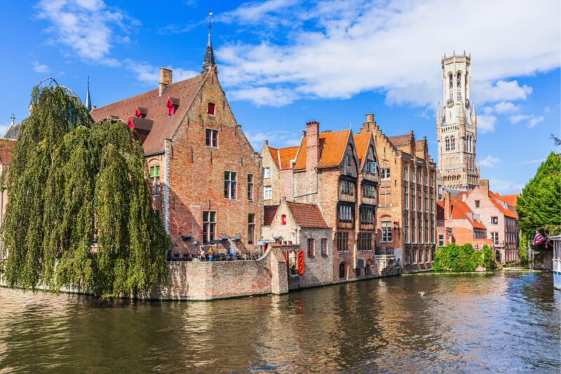 Bruges: Highlights App Guided Tour With Puzzles - Ideal for All Visitors