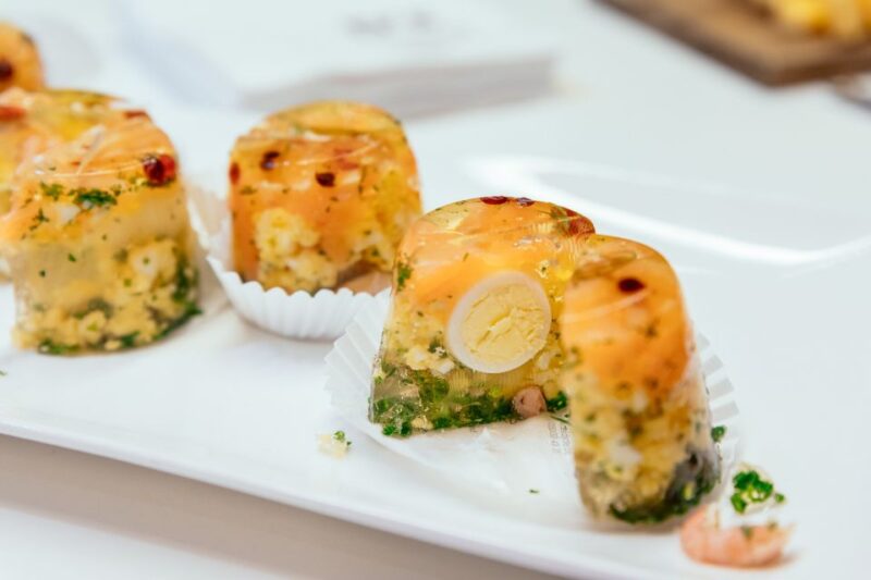 Bruges: Private Food Tour – 10 Tastings With Locals - Experience Highlights