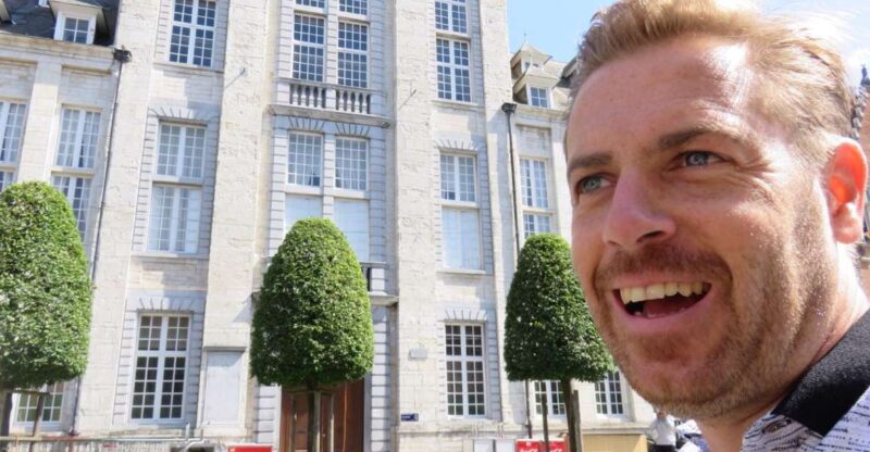 Bruges: Private Guided Day Tour - Local Guide