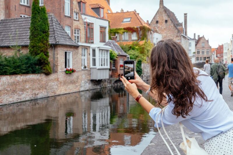 Bruges: Private Tour With Locals – Highlights & Hidden Gems - Key Points