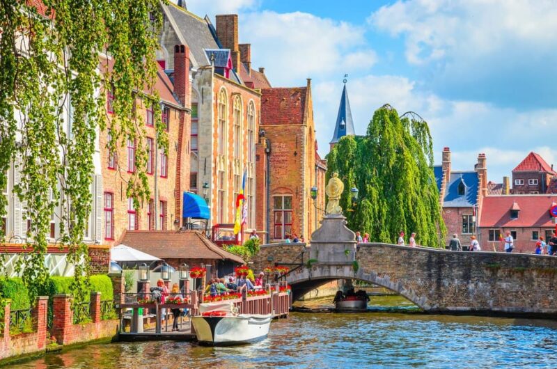 Bruges Unveiled: a Private Full-Day Tour From Brussels - Exploring Iconic Landmarks