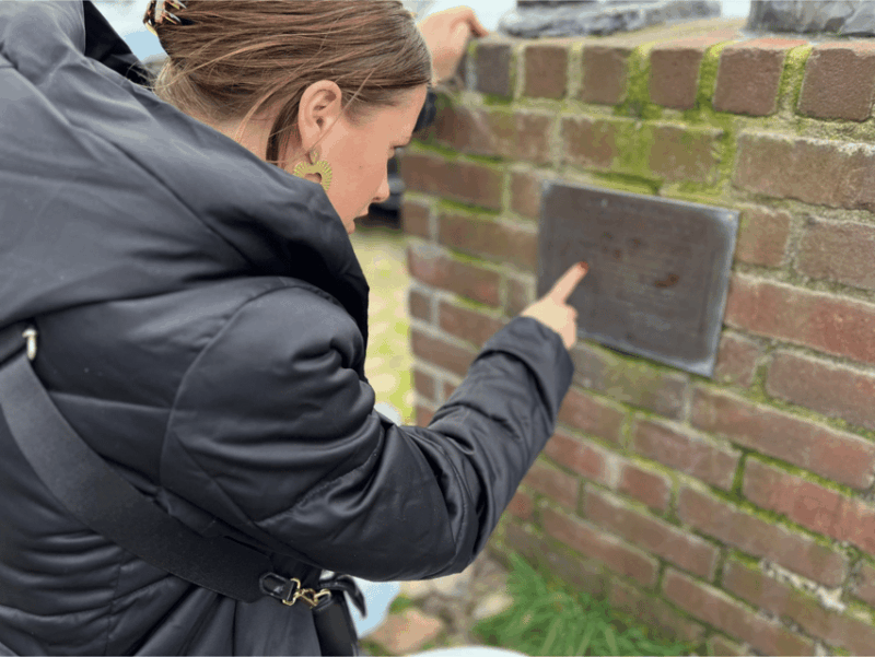 Brugge: Escape-The-City Game, Walk With Puzzles - Key Points