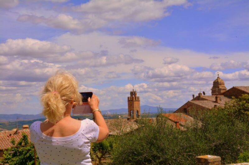 Brunello/Montalcino Tour in Ferrari - Experience Highlights