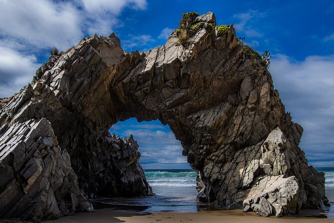 Bruny Island Nature and Tasting Active Day Tour - Exploring Miles Beach Arch