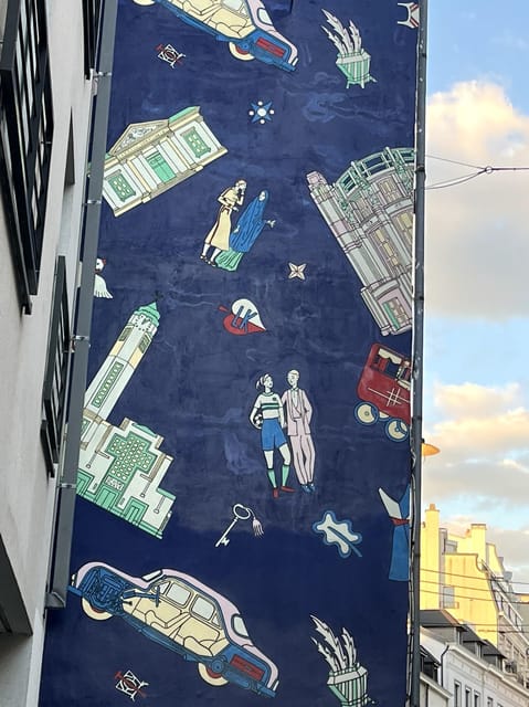 Brussels: 2 Hours Private Walking Tour of the Comics Walls - Key Points