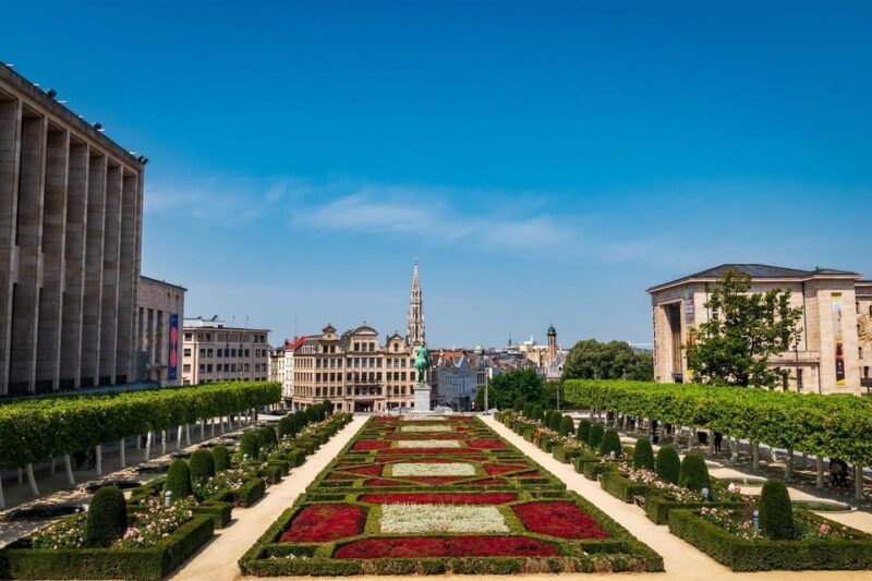 Brussels Beer & Chocolate: A Guided Walking Tour - Experience Description