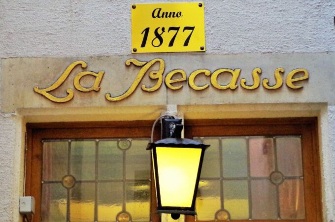 Brussels: Beer Tasting Tour With 7 Beers and Snacks - Cancellation Policy